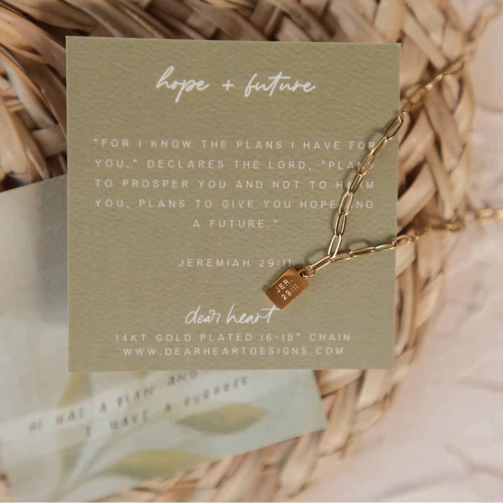 𝐇𝐨𝐩𝐞 + 𝐅𝐮𝐭𝐮𝐫𝐞 𝐌𝐢𝐧𝐢 𝐓𝐚𝐠 𝐍𝐞𝐜𝐤𝐥𝐚𝐜𝐞 - Picture 5 of 5